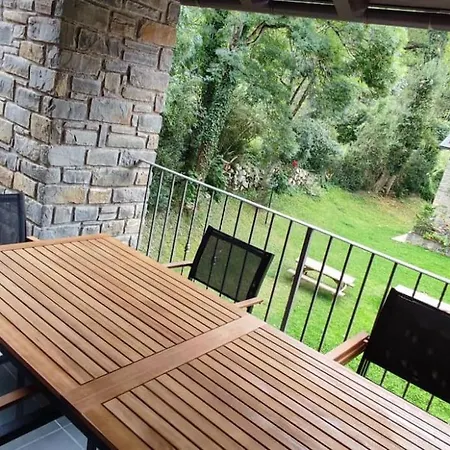 Fantastico Piso Con Terraza En Valle De Benasque Appartement