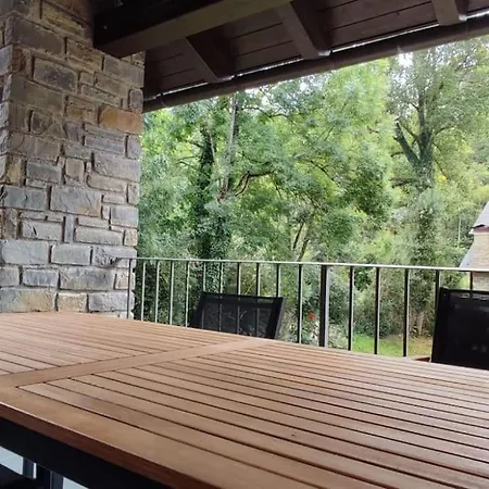 Fantastico Piso Con Terraza En Valle De Benasque Διαμέρισμα *